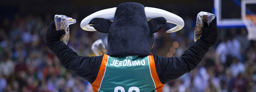 El toro Jerónimo, la mascota del equipo